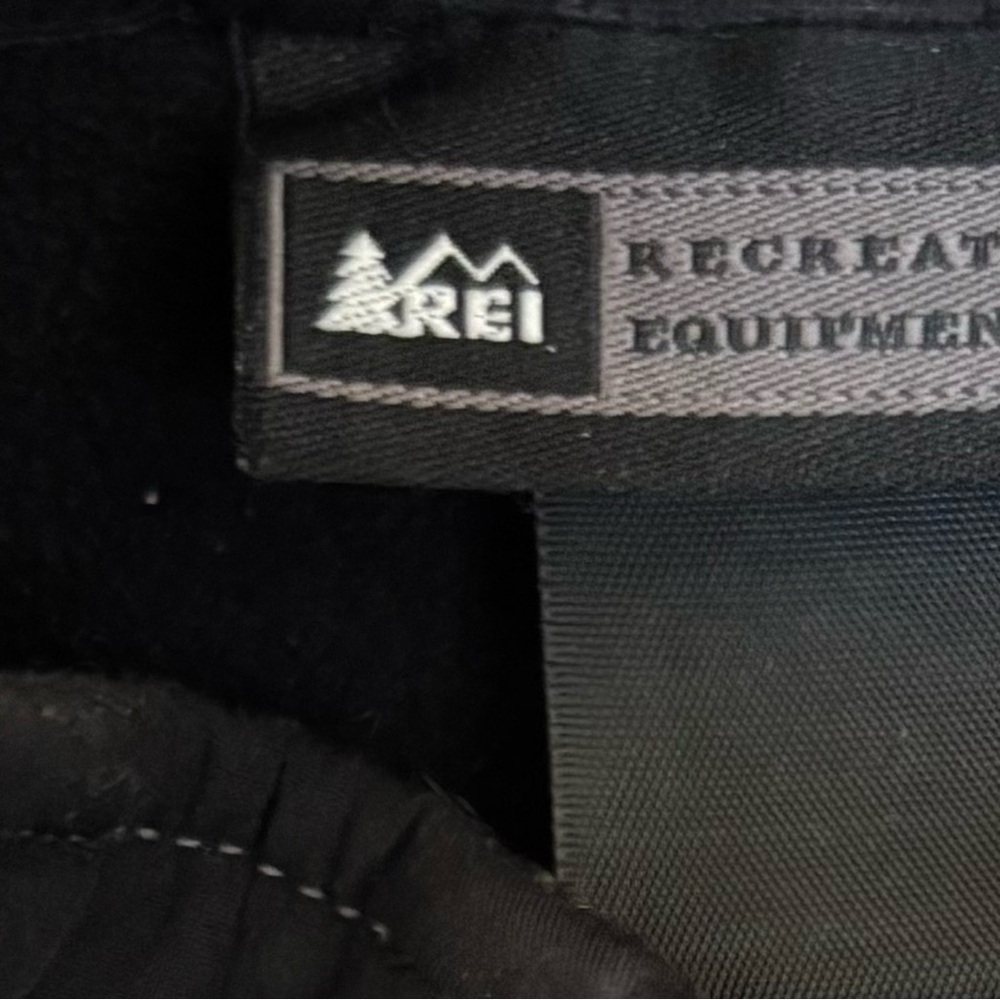 REI Black Performance Jacket with Textured Soft-Shell - Picture 4 of 4
